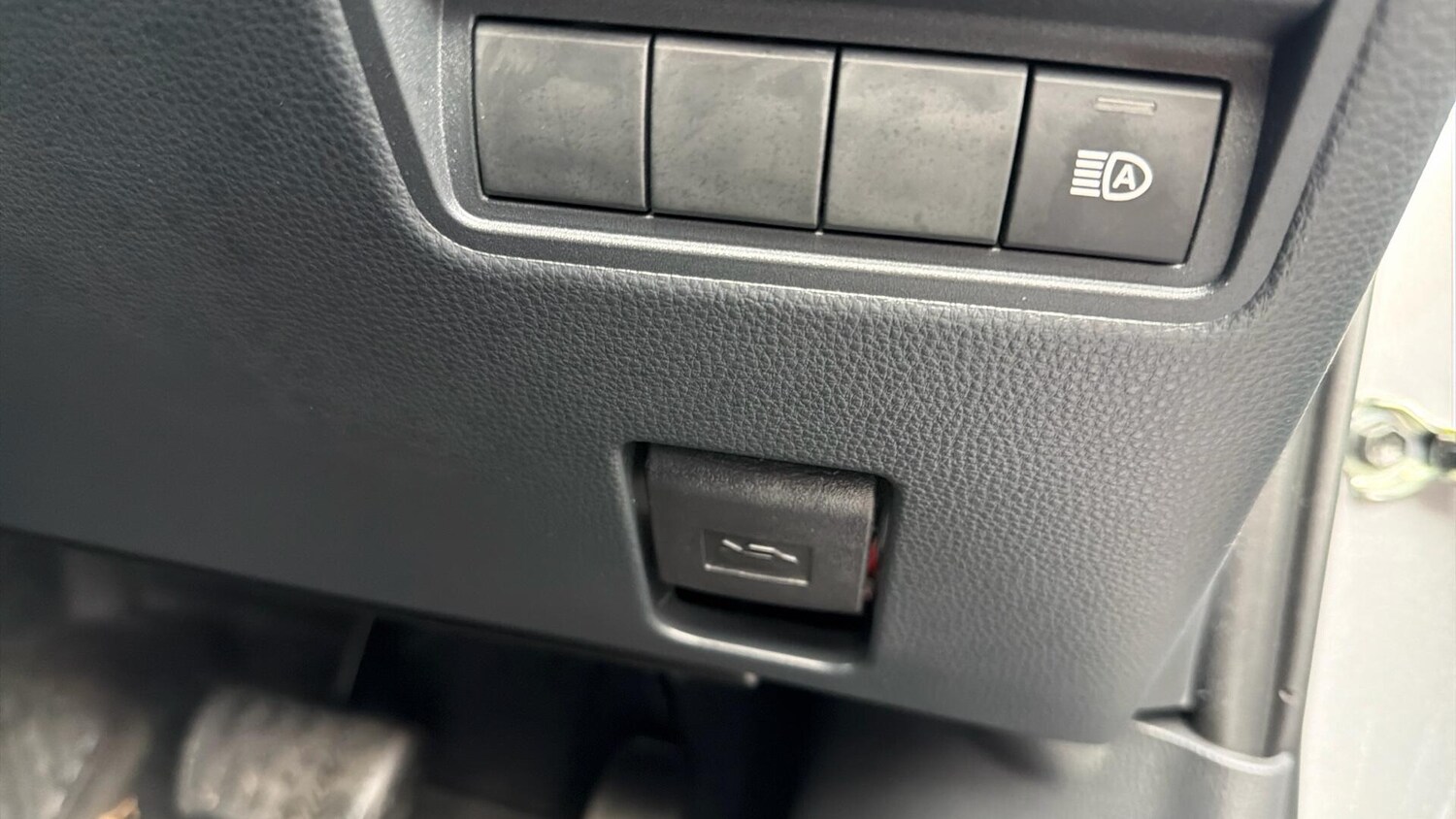 Used Toyota Yaris Cross 2025 for sale - 77537256: Photo 42