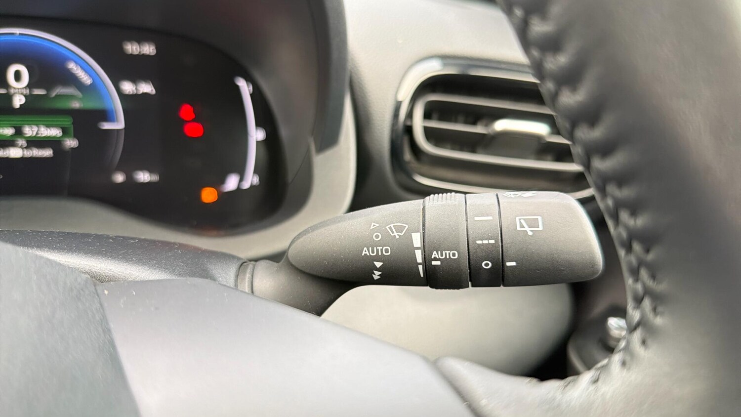 Used Toyota Yaris Cross 2025 for sale - 77537256: Photo 54