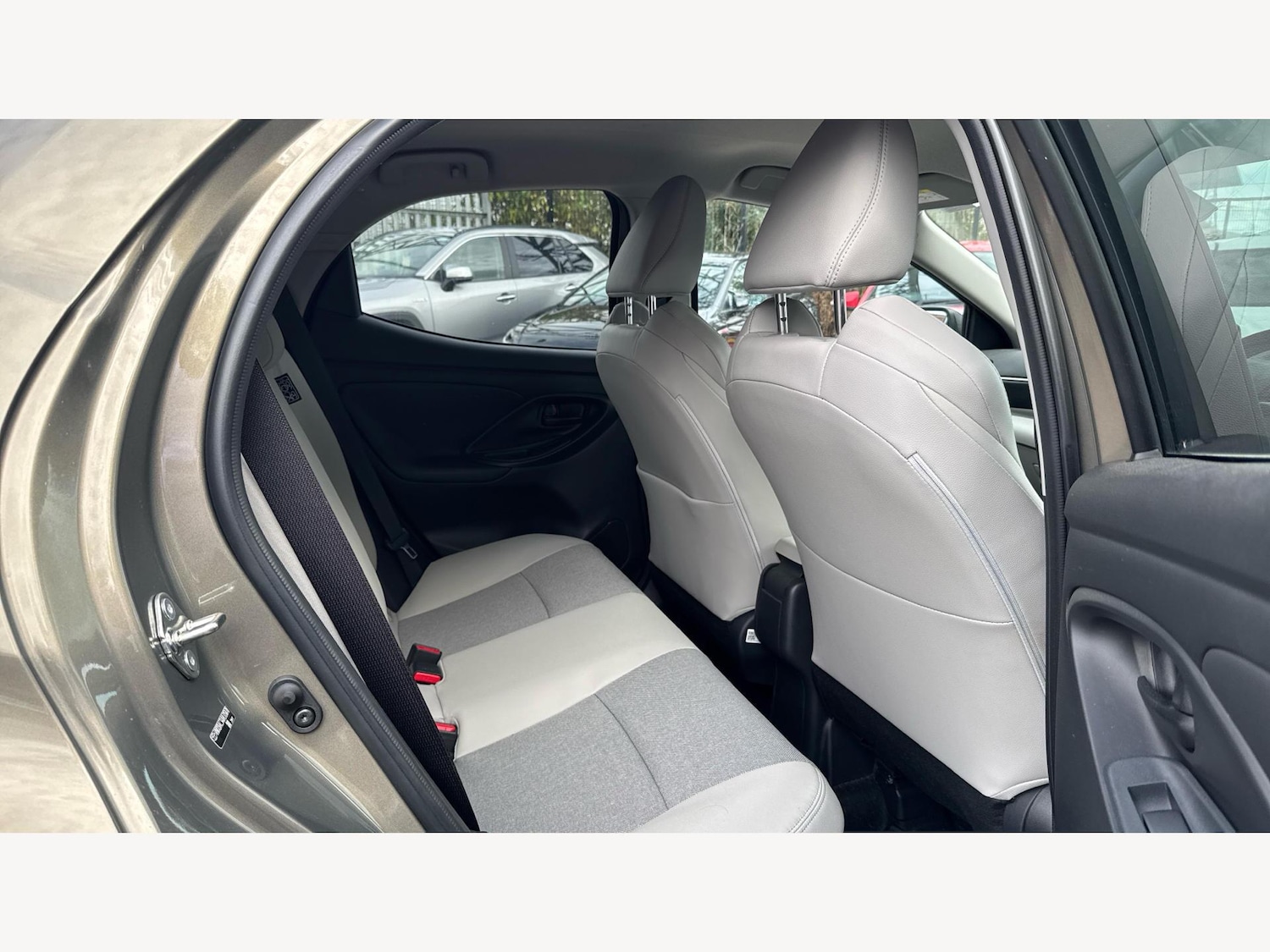 Used Toyota Yaris 2023 for sale - 76247665: Photo 14