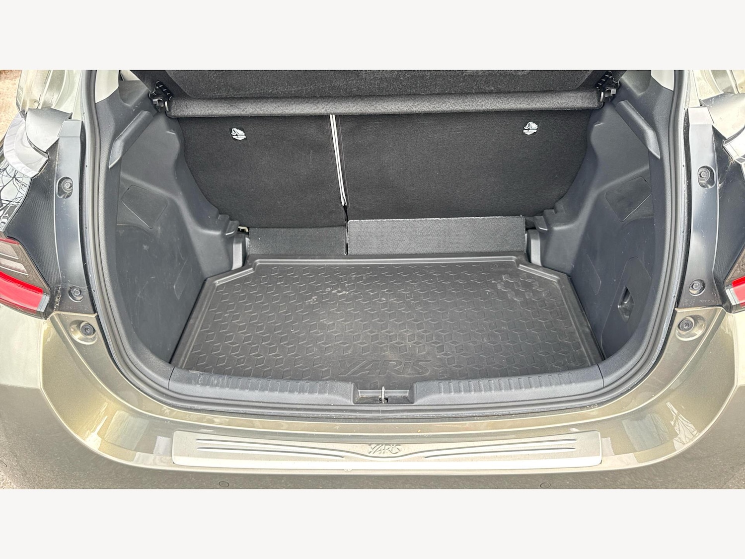 Used Toyota Yaris 2023 for sale - 76247665: Photo 16