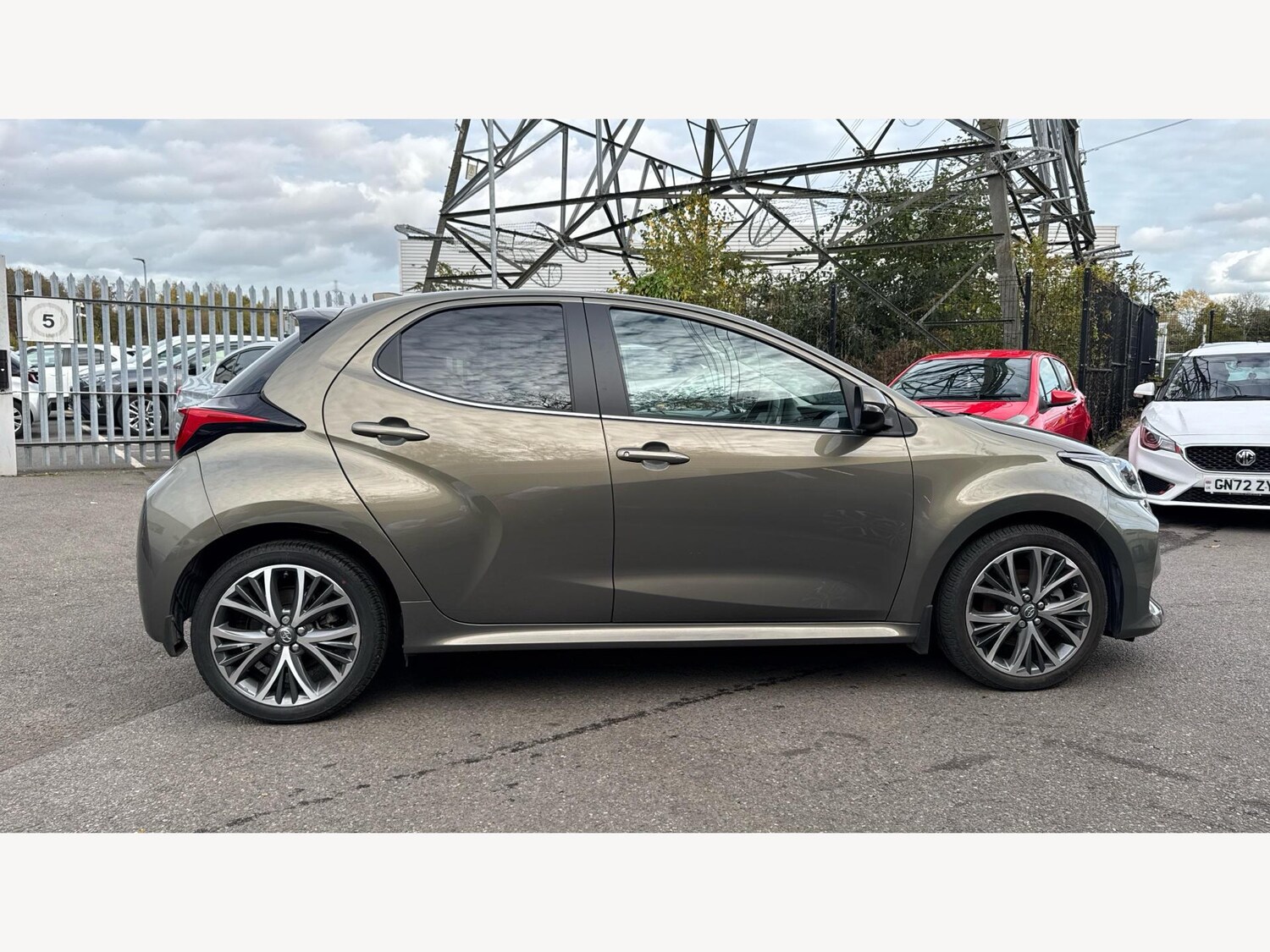 Used Toyota Yaris 2023 for sale - 76247665: Photo 18