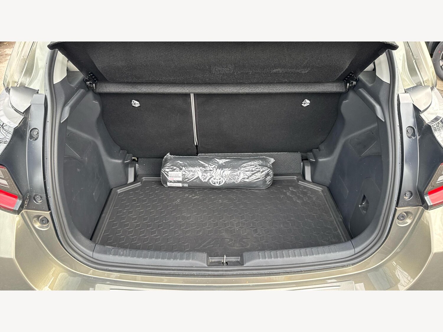 Used Toyota Yaris 2023 for sale - 76247665: Photo 23