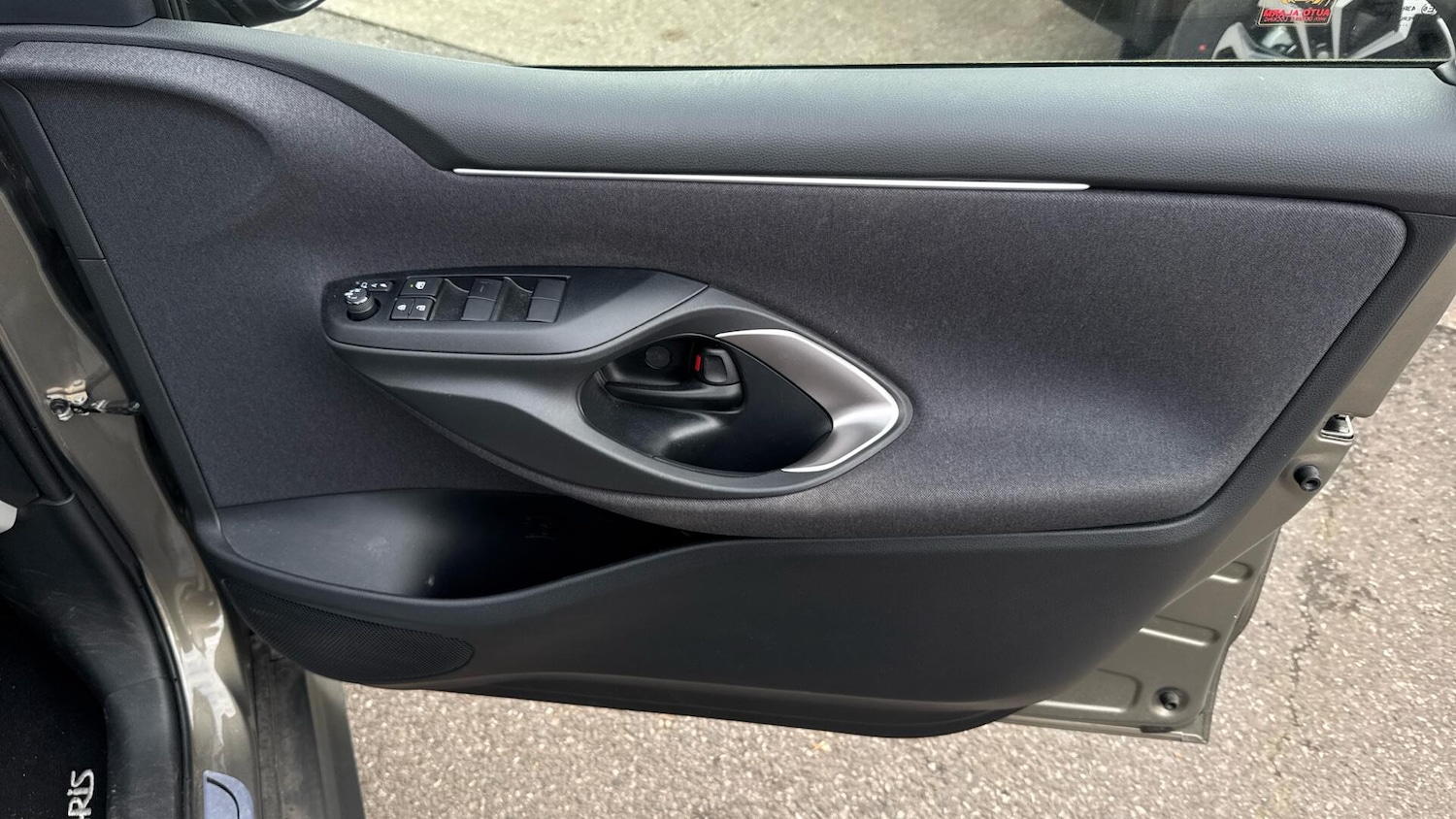 Used Toyota Yaris 2023 for sale - 76247665: Photo 49