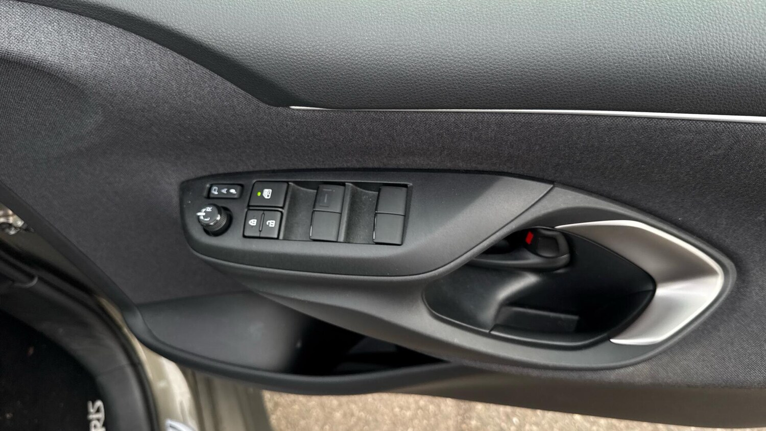 Used Toyota Yaris 2023 for sale - 76247665: Photo 50