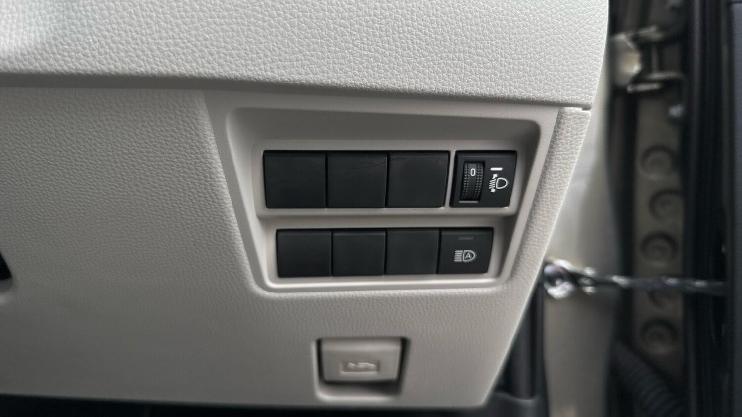 Used Toyota Yaris 2023 for sale - 76247665: Photo 51