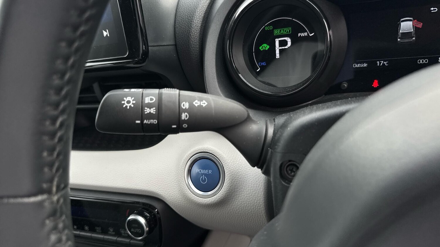 Used Toyota Yaris 2023 for sale - 76247665: Photo 55