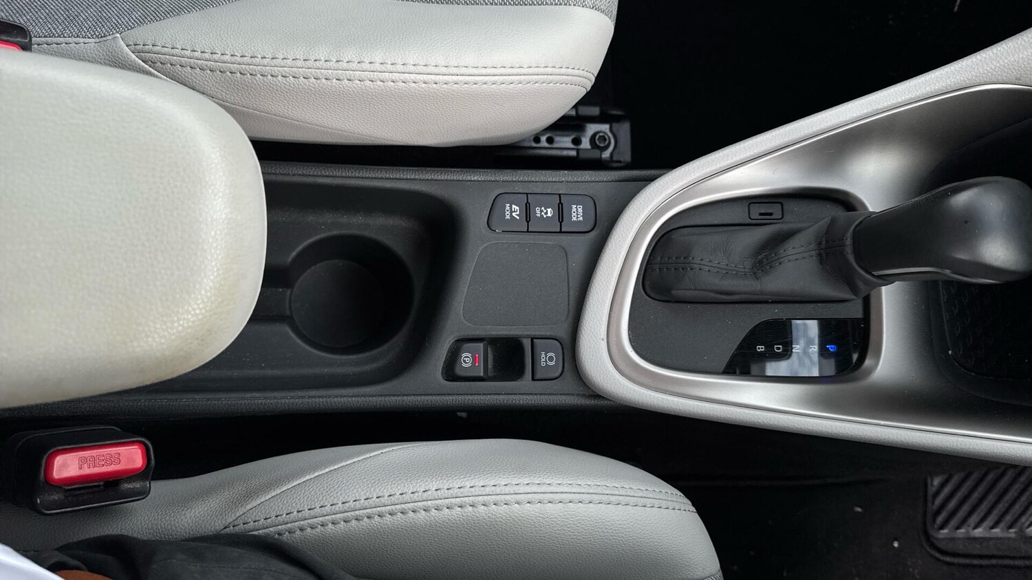 Used Toyota Yaris 2023 for sale - 76247665: Photo 58