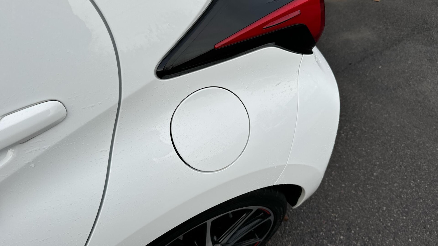 Used Toyota Yaris 2023 for sale - 77102010: Photo 38