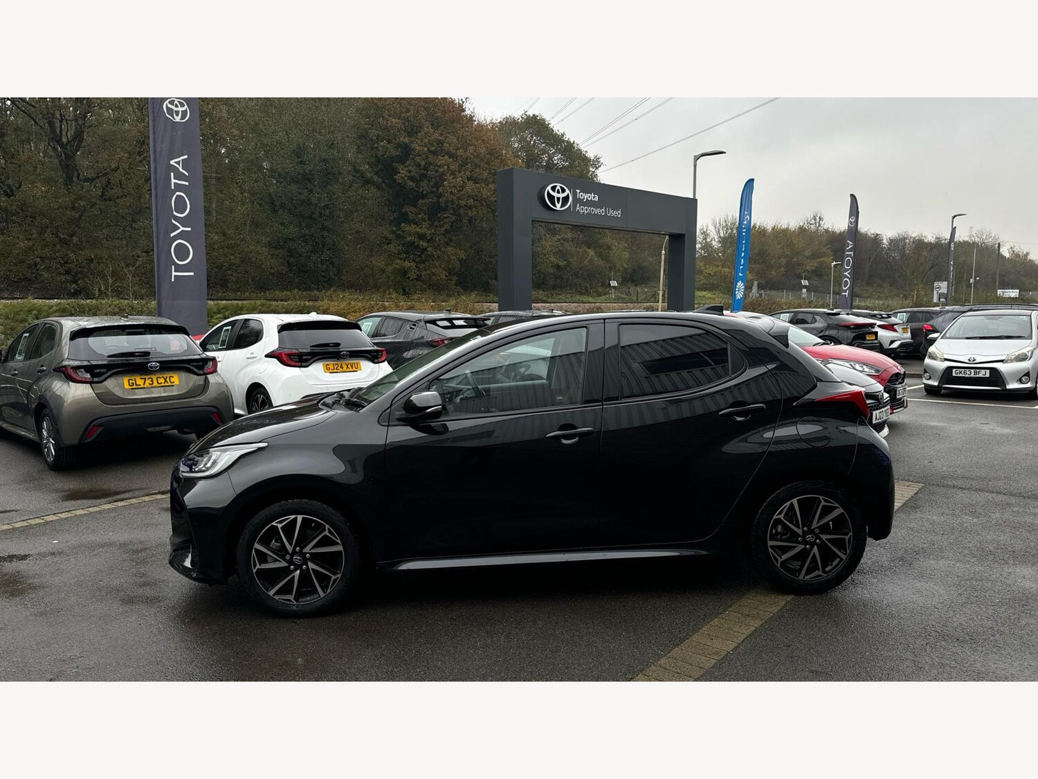 Used Toyota Yaris 2023 for sale - 77073888: Photo 19