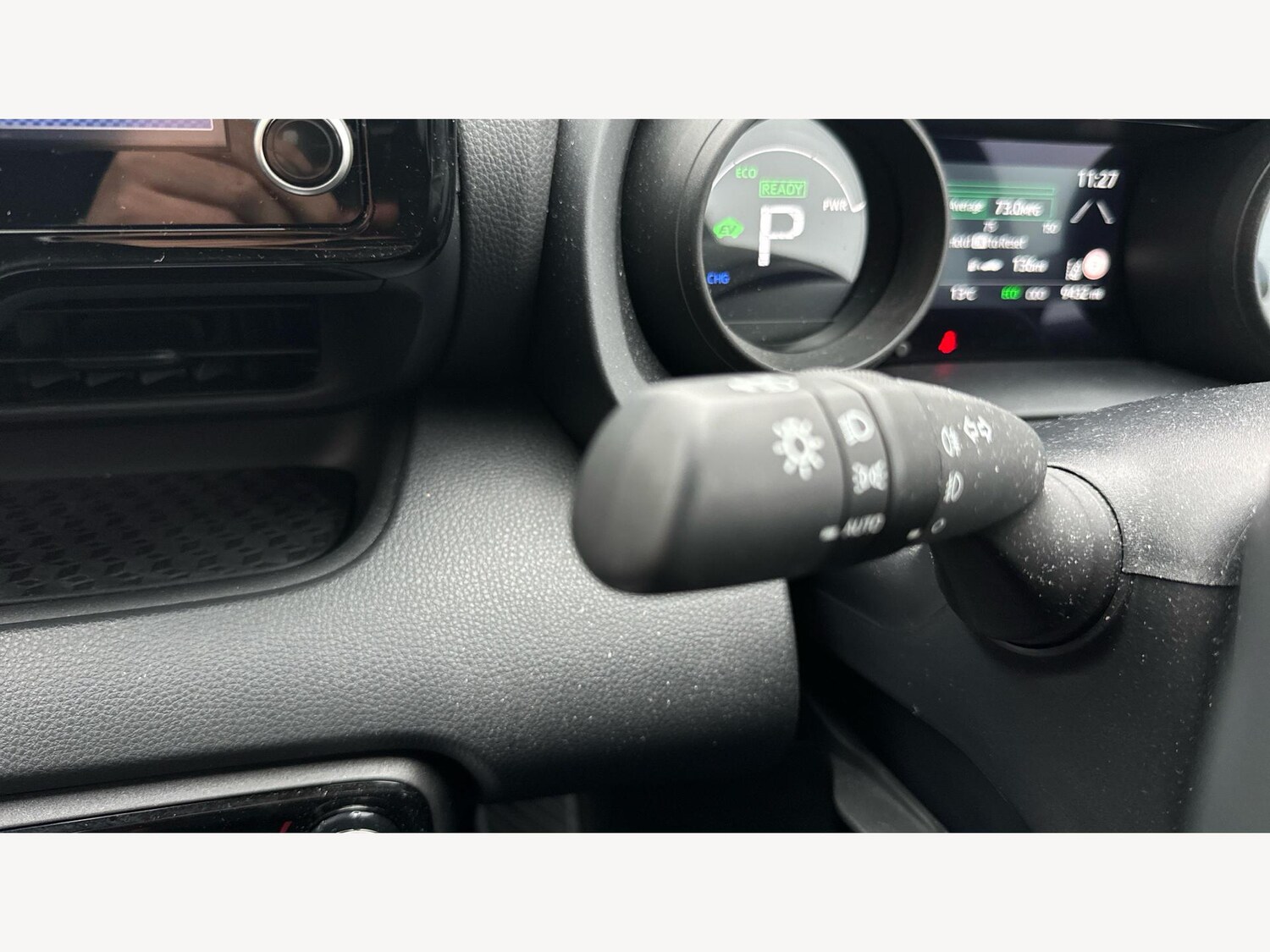 Used Toyota Yaris 2023 for sale - 77073888: Photo 32