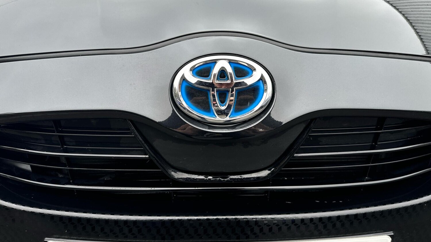 Used Toyota Yaris 2023 for sale - 77073888: Photo 39