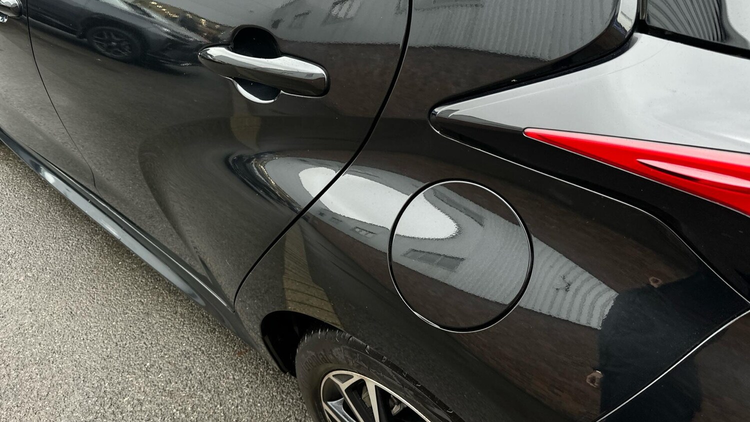 Used Toyota Yaris 2023 for sale - 77073888: Photo 47