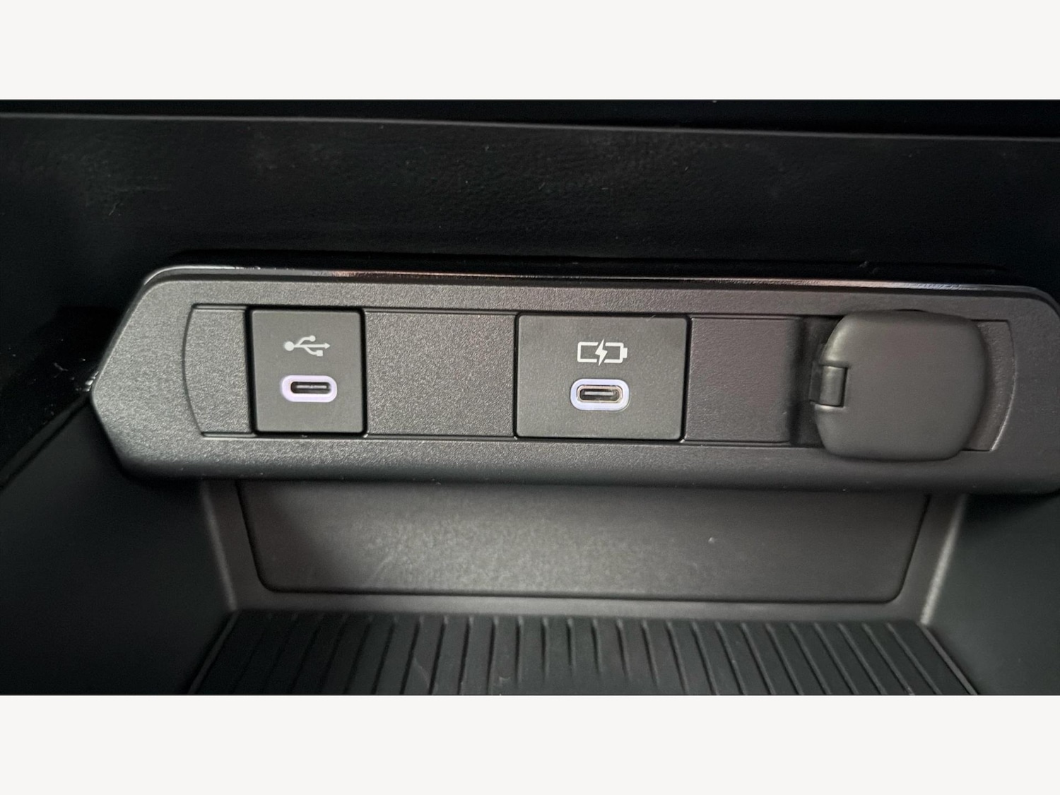 Used Toyota Prius 2025 for sale - 77320477: Photo 29