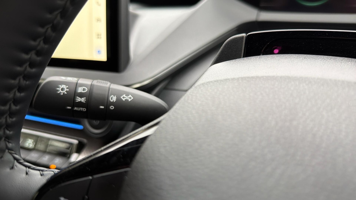 Used Toyota Prius 2025 for sale - 77320477: Photo 40