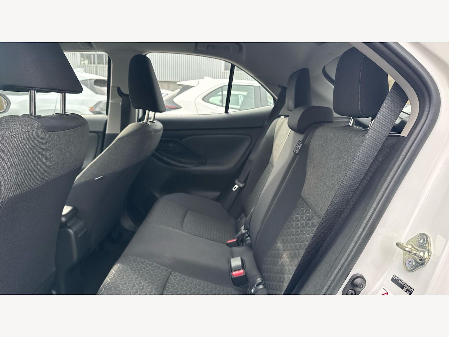 Used Toyota Yaris Cross 2022 for sale - 77611459: Photo 15