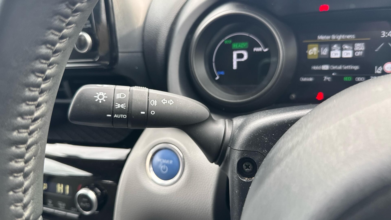 Used Toyota Yaris Cross 2022 for sale - 77611459: Photo 38