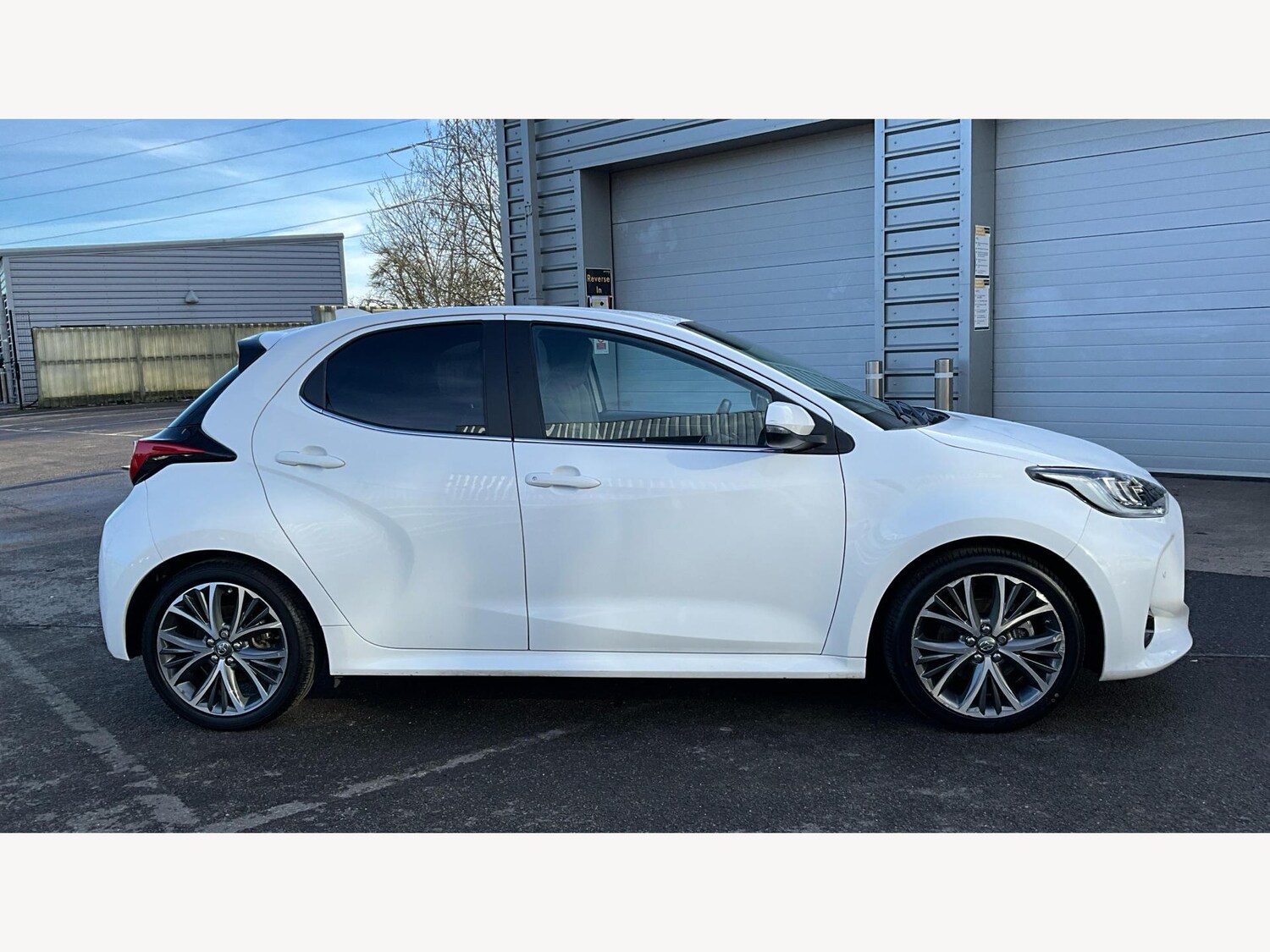 Used Toyota Yaris 2023 for sale - 77351563: Photo 18