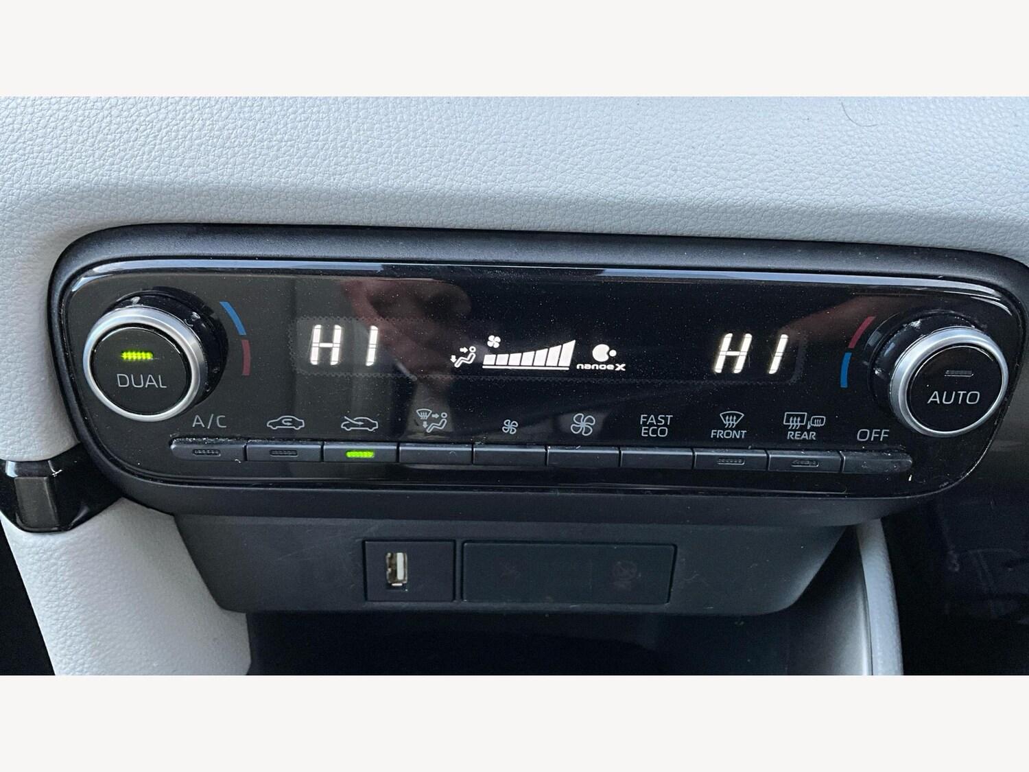 Used Toyota Yaris 2023 for sale - 77351563: Photo 23