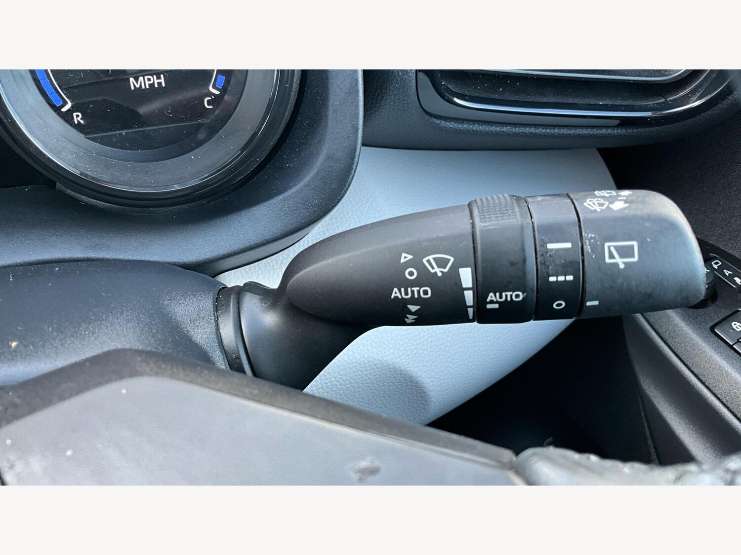 Used Toyota Yaris 2023 for sale - 77351563: Photo 26