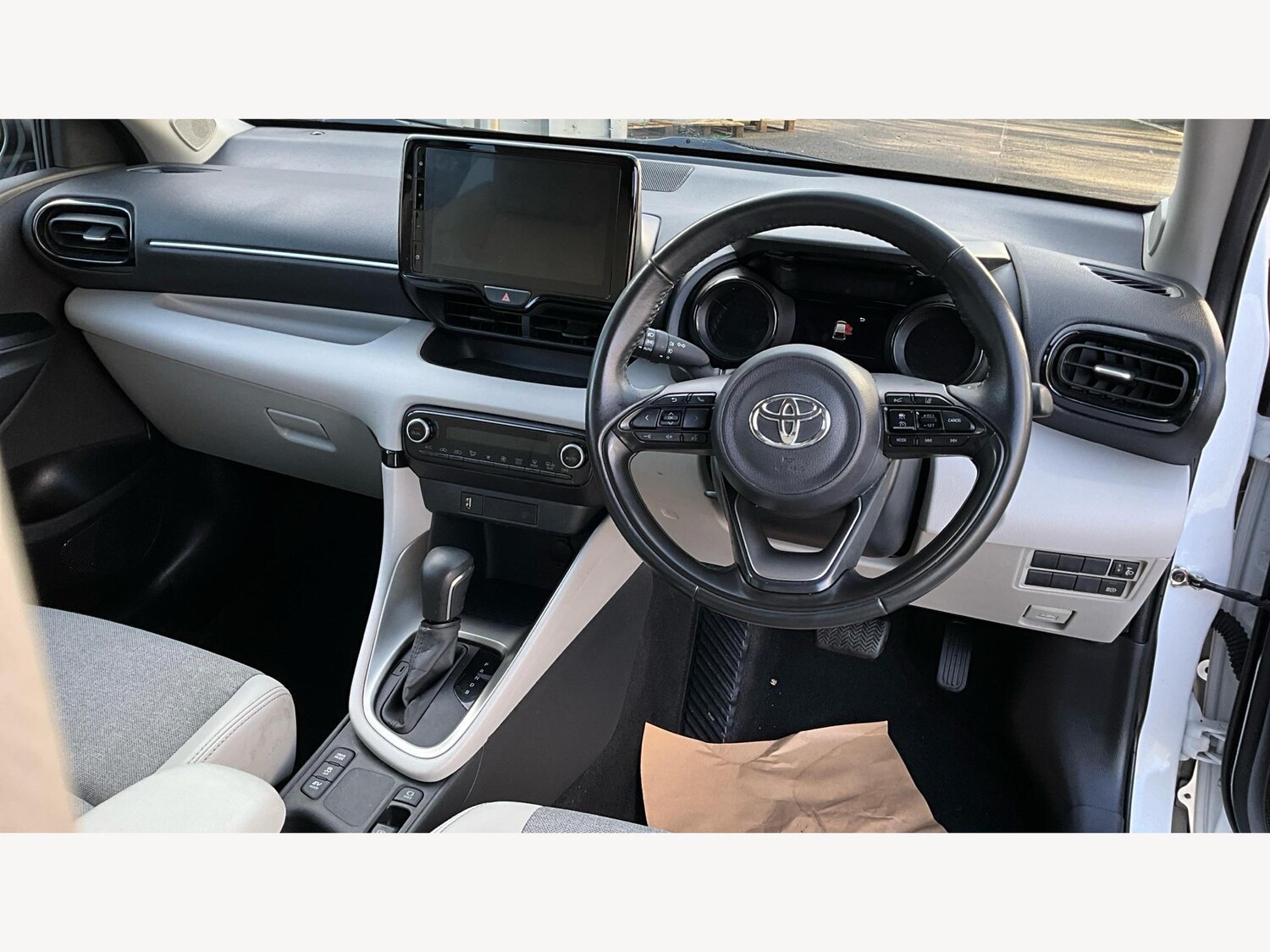 Used Toyota Yaris 2023 for sale - 77351563: Photo 7