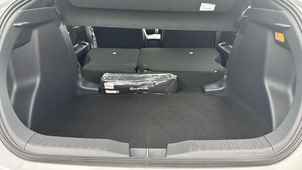 Used Toyota C-HR 2024 for sale - 75677797: Photo 46