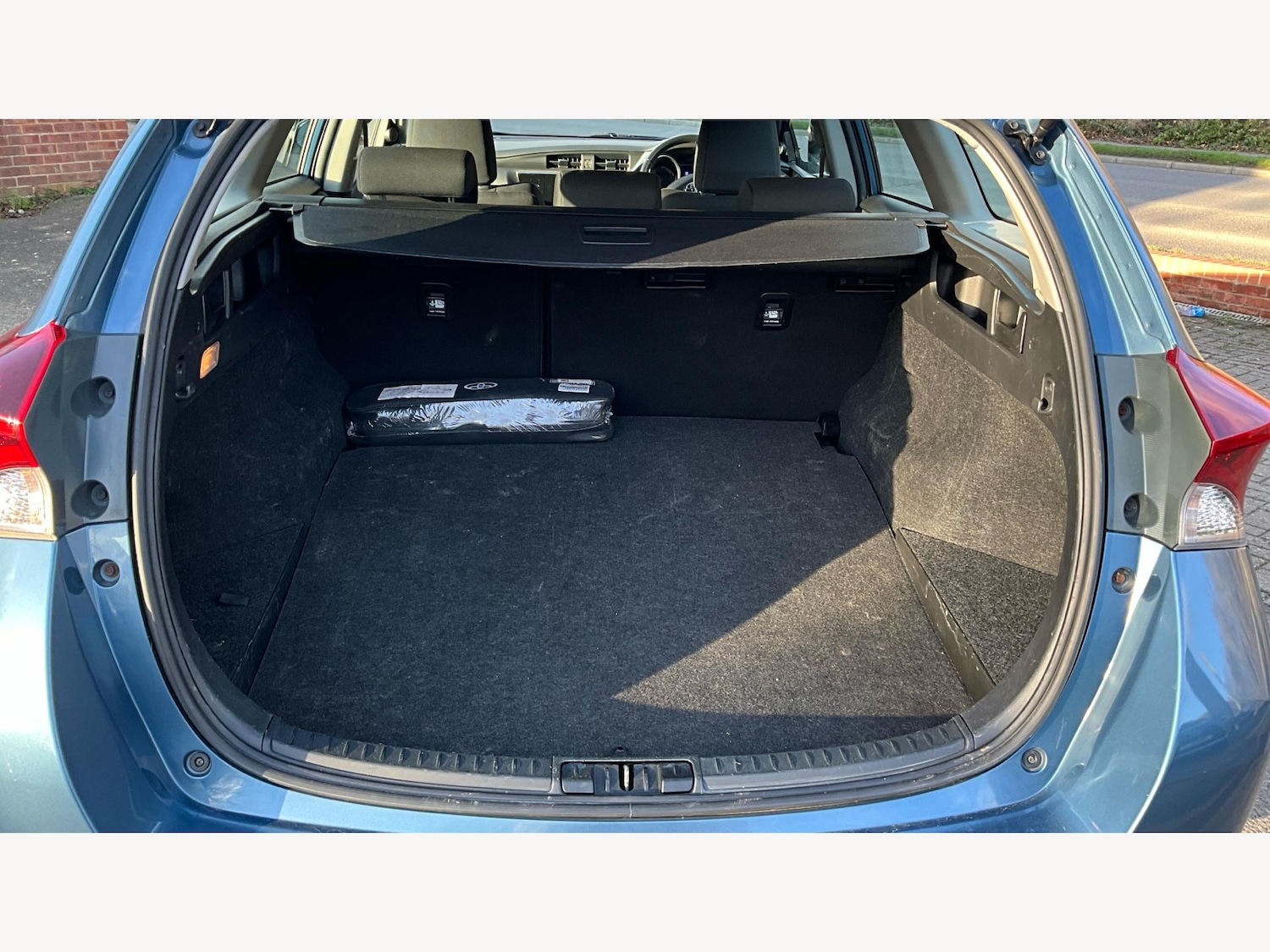 Used Toyota Auris 2017 for sale - 77320777: Photo 23