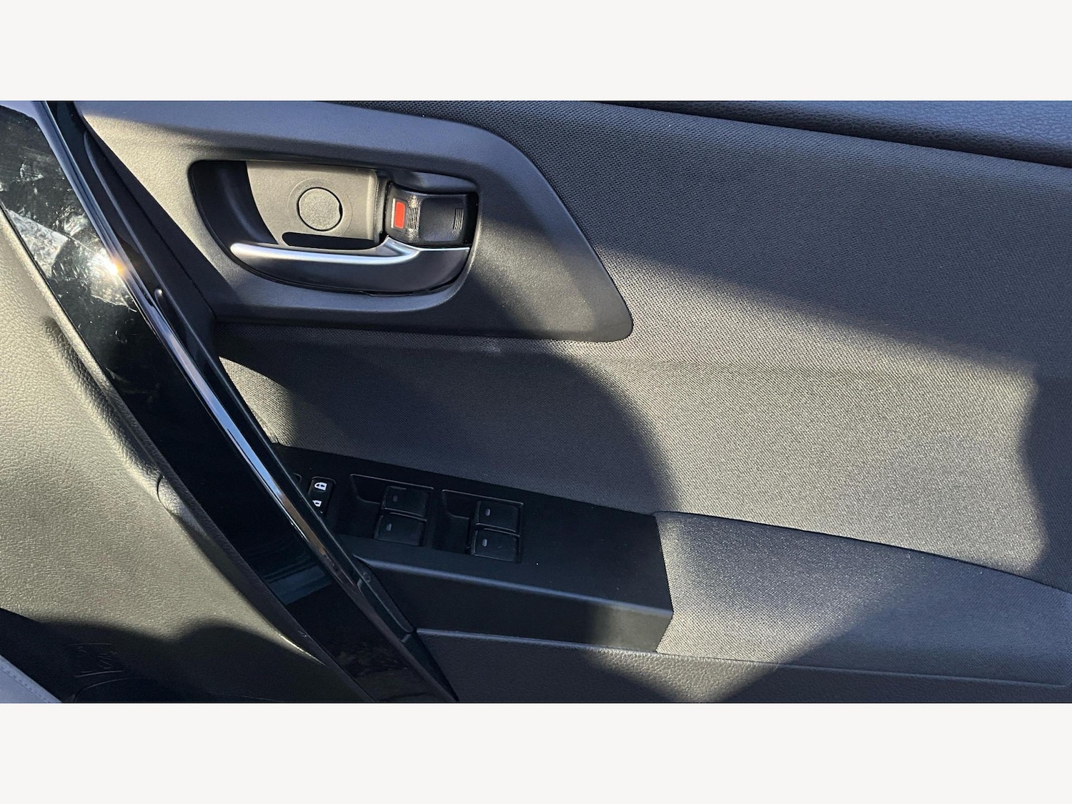 Used Toyota Auris 2017 for sale - 77320777: Photo 31