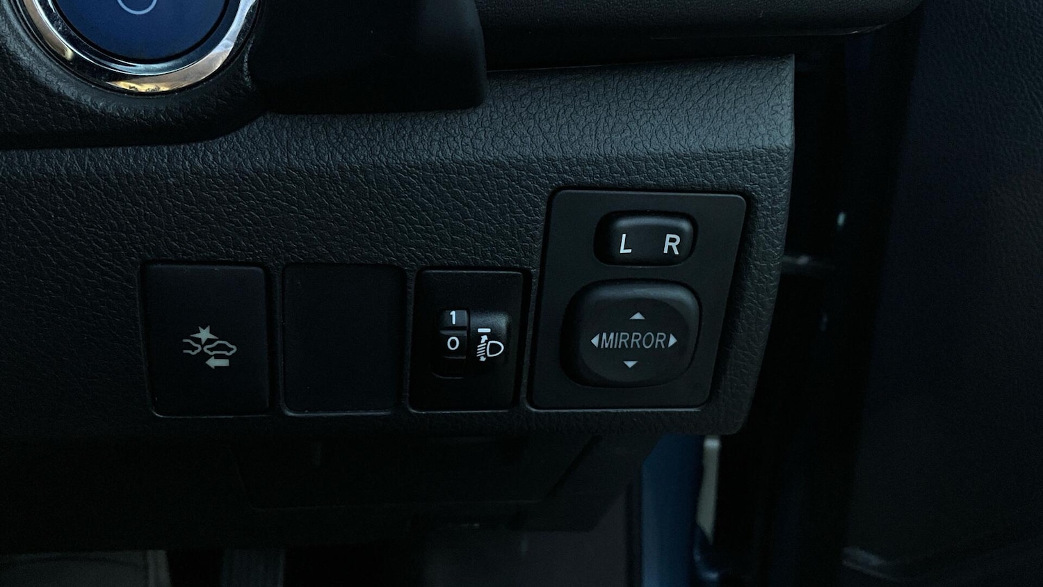 Used Toyota Auris 2017 for sale - 77320777: Photo 33