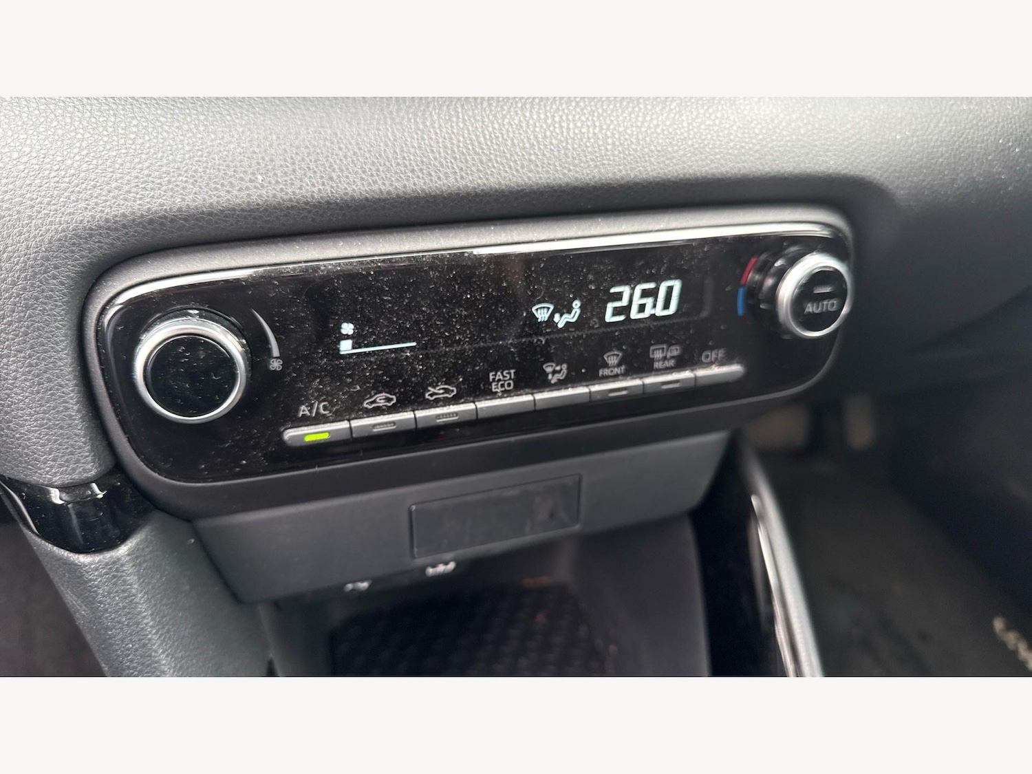 Used Toyota Yaris 2024 for sale - 78100531: Photo 30