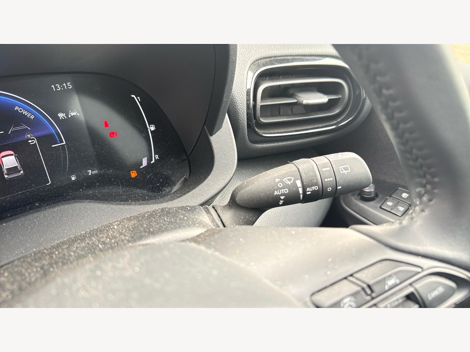 Used Toyota Yaris 2024 for sale - 78100531: Photo 35