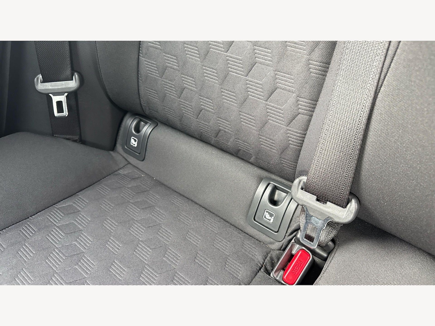 Used Toyota Yaris 2024 for sale - 78100531: Photo 40