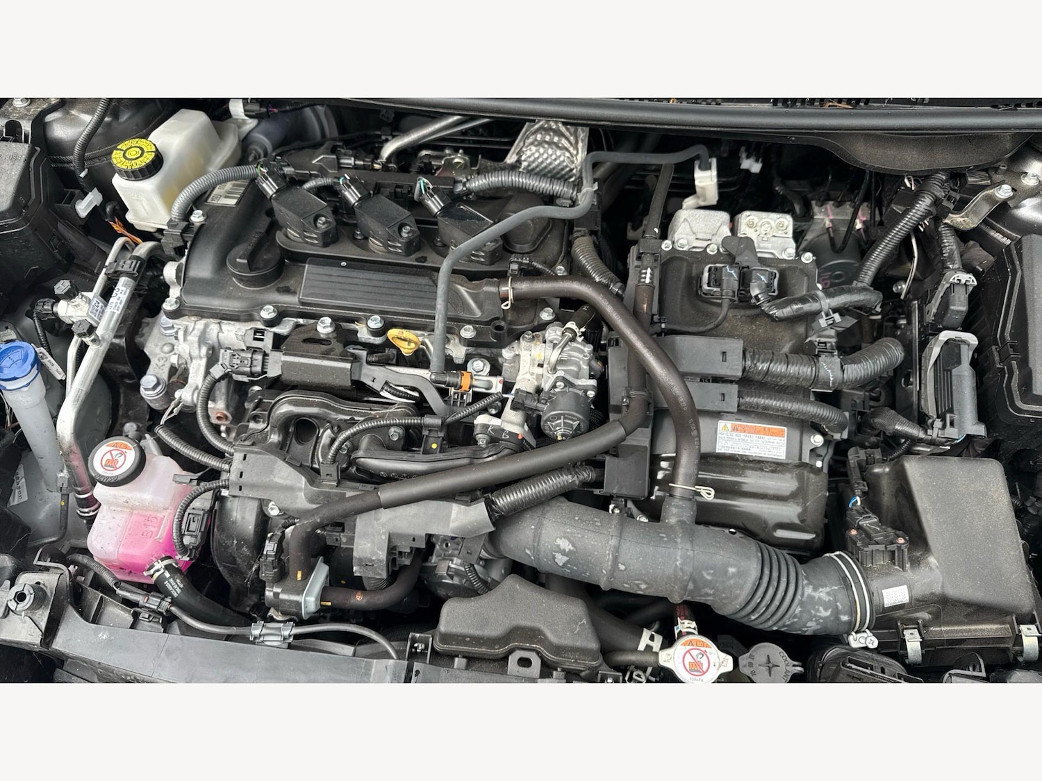 Used Toyota Yaris 2024 for sale - 78100531: Photo 48