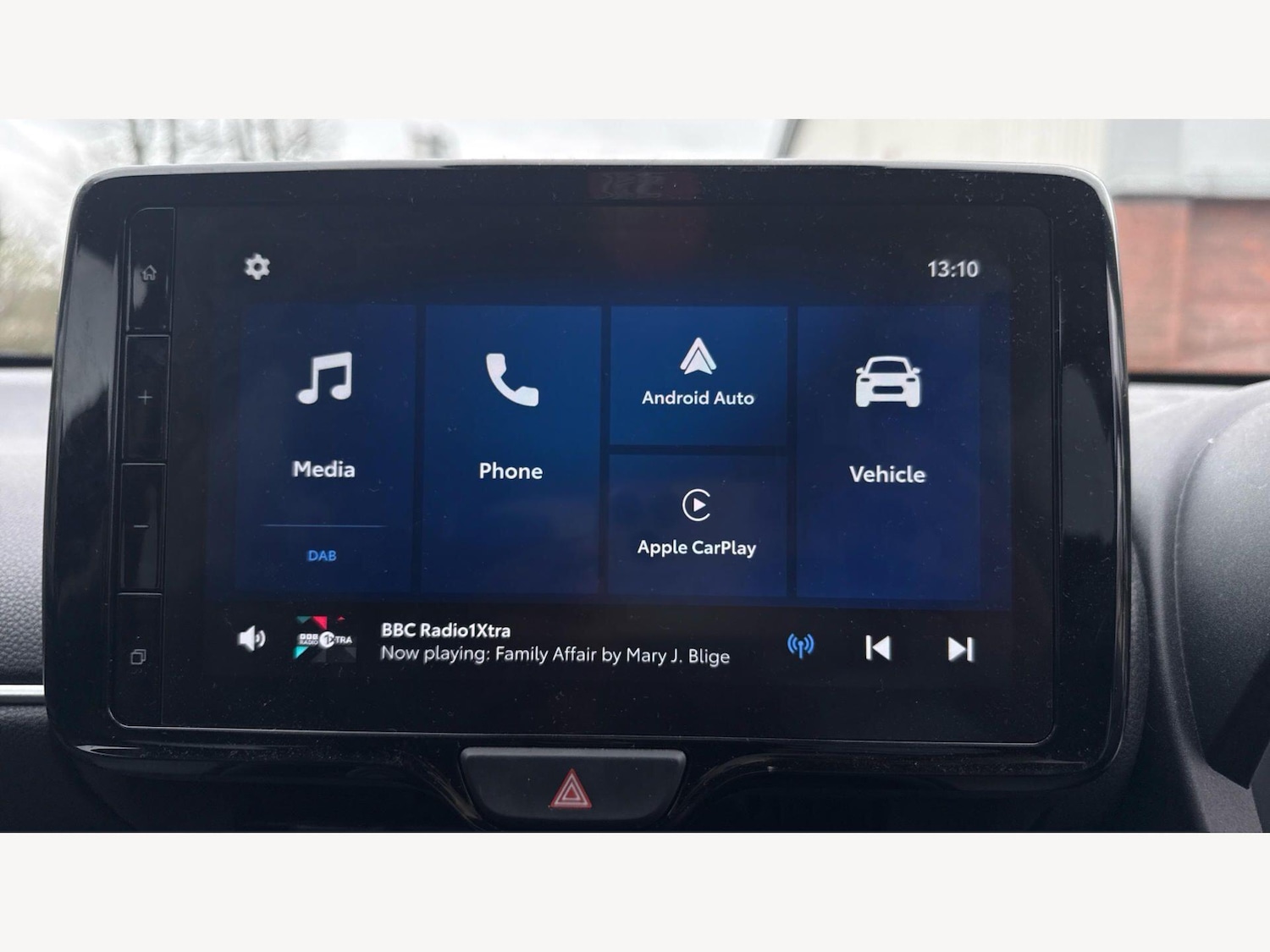 Used Toyota Yaris 2024 for sale - 78100531: Photo 9