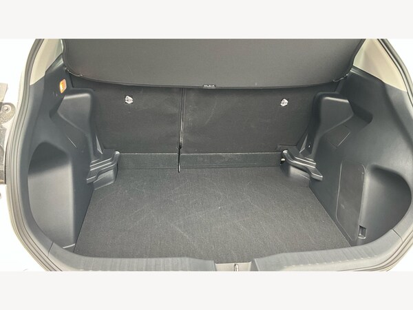 Used Toyota Yaris Cross 2025 for sale - 76085220: Photo 22