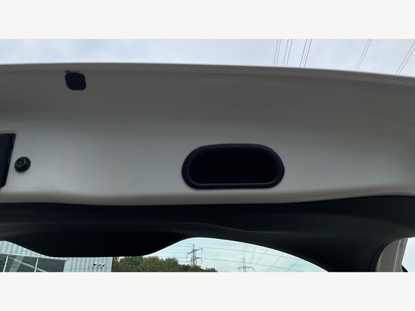 Used Toyota Yaris Cross 2025 for sale - 76085220: Photo 24
