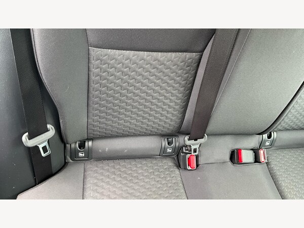 Used Toyota Yaris Cross 2025 for sale - 76085220: Photo 29
