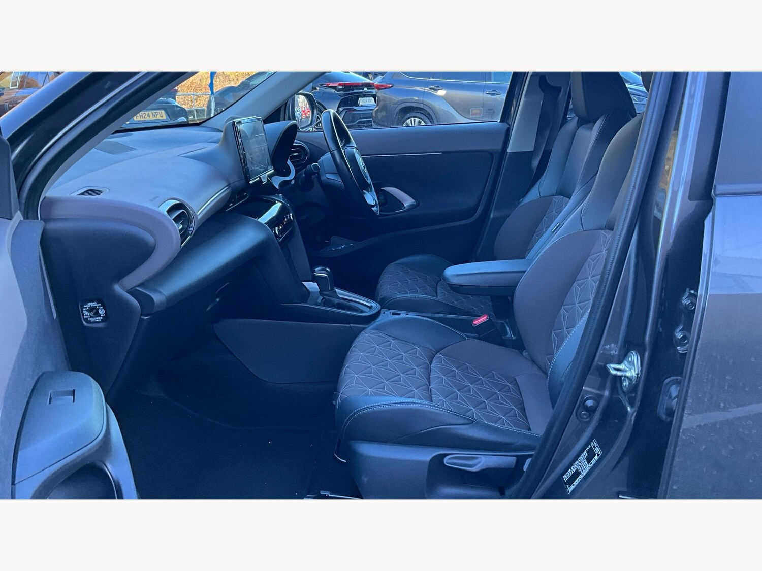 Used Toyota Yaris Cross 2022 for sale - 76832198: Photo 12