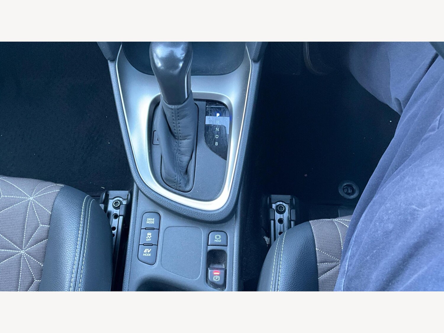 Used Toyota Yaris Cross 2022 for sale - 76832198: Photo 27