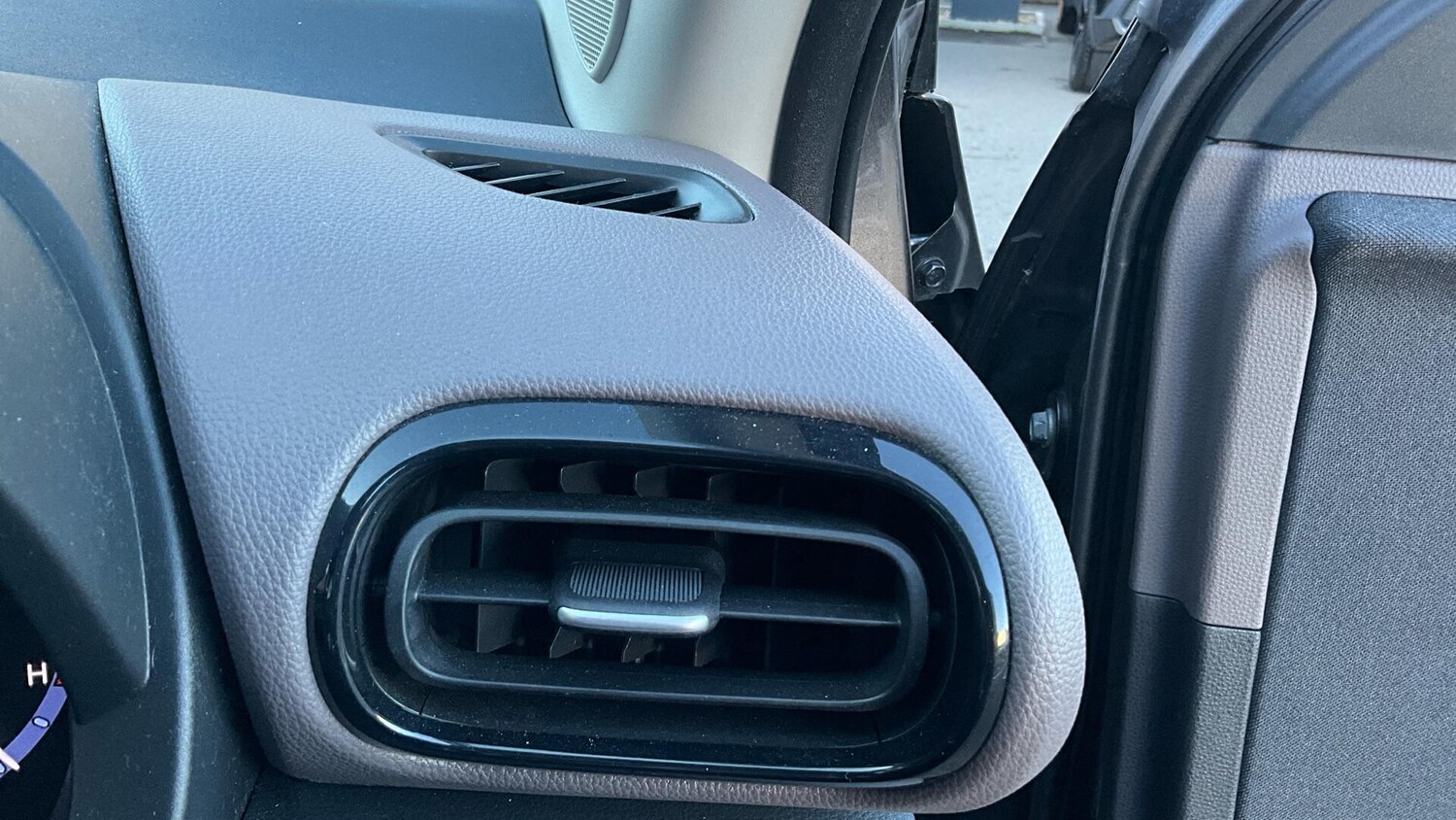 Used Toyota Yaris Cross 2022 for sale - 76832198: Photo 36