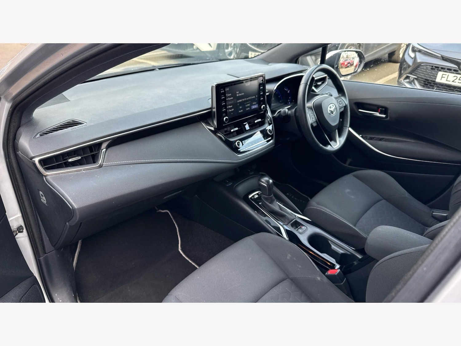 Used Toyota Corolla for sale - 78135970: Photo 43