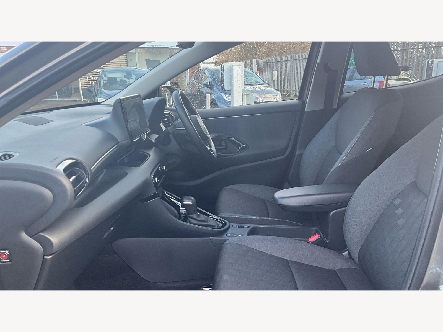 Used Toyota Yaris for sale - 77314599: Photo 12