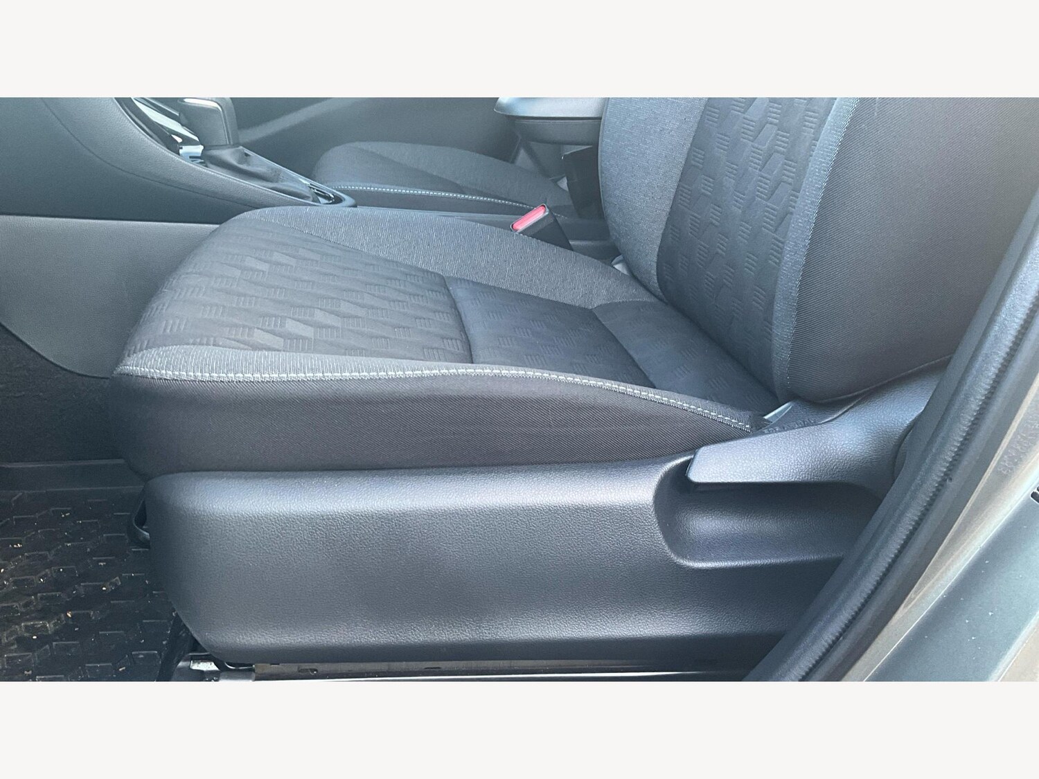 Used Toyota Yaris for sale - 77314599: Photo 28