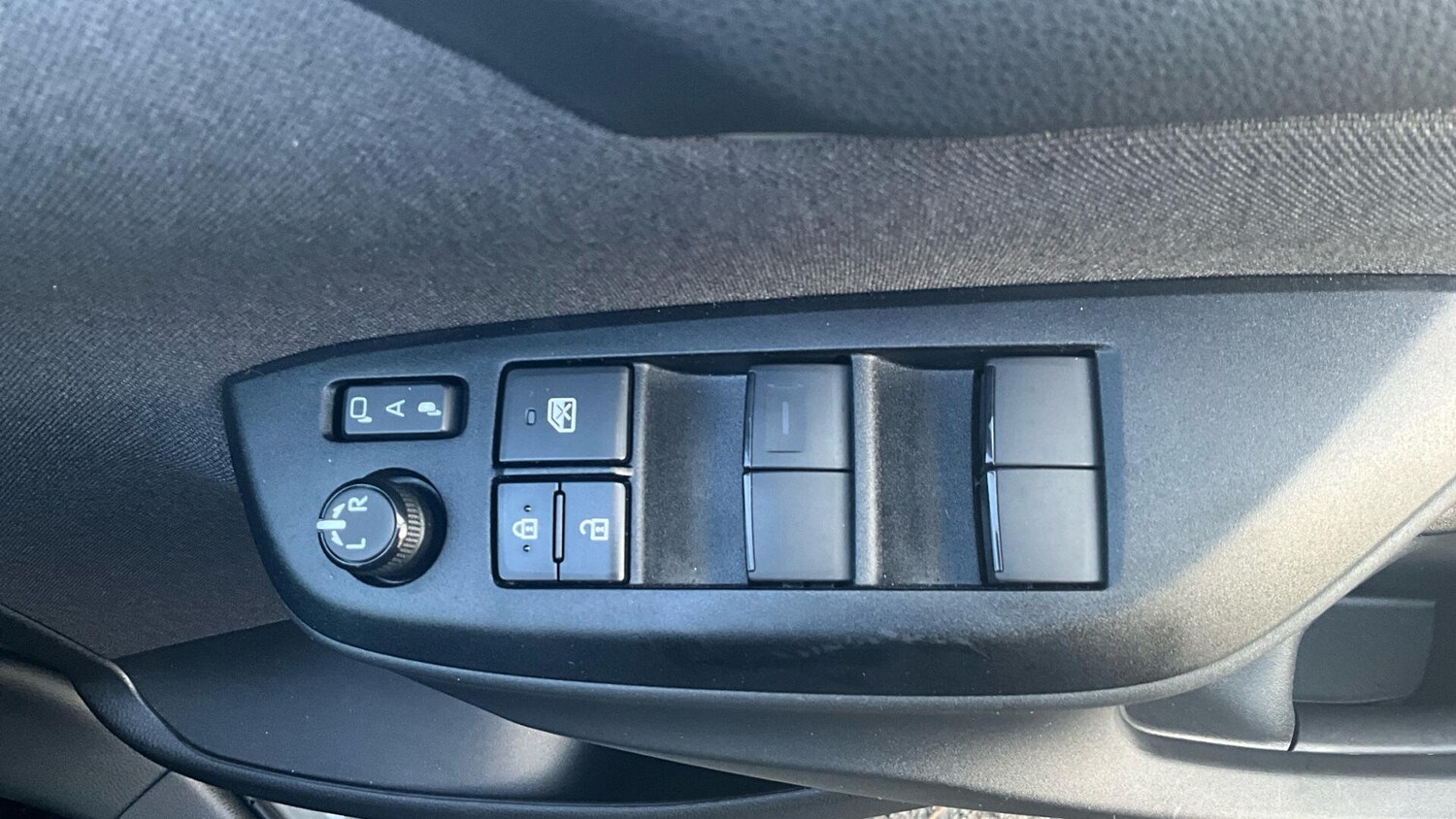 Used Toyota Yaris for sale - 77314599: Photo 39