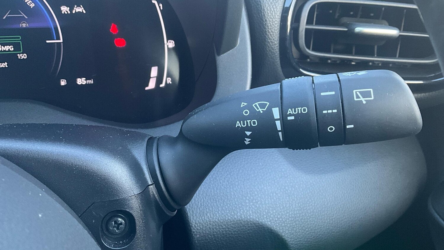 Used Toyota Yaris for sale - 77314599: Photo 42