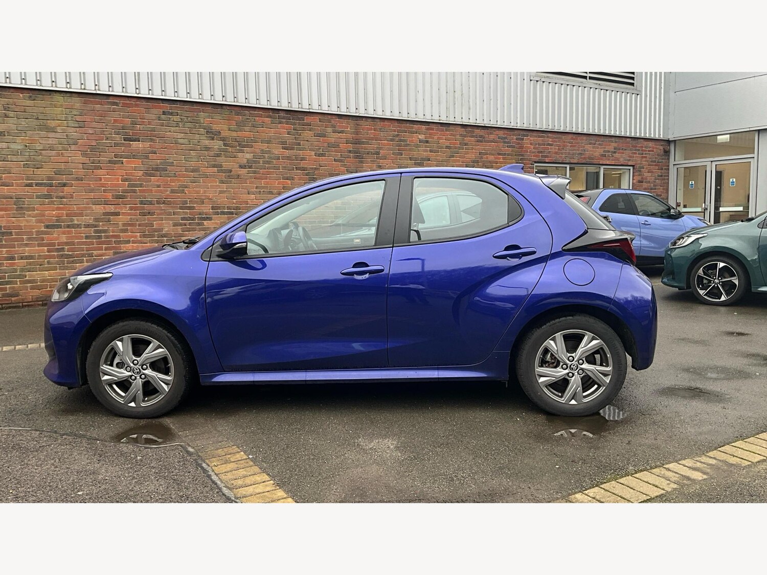 Used Toyota Yaris 2024 for sale - 77586369: Photo 19