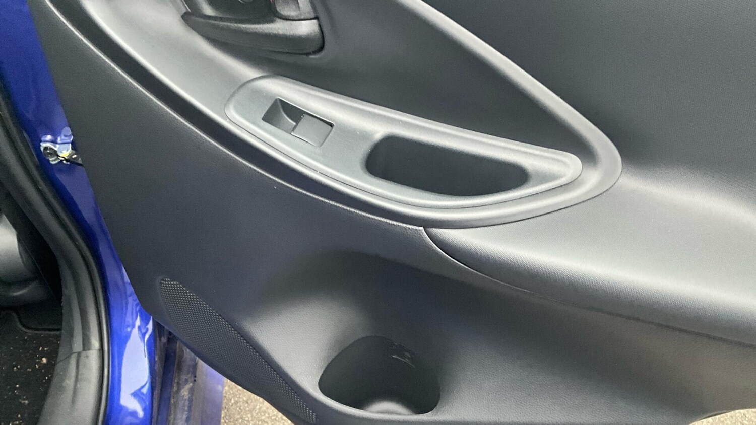 Used Toyota Yaris 2024 for sale - 77586369: Photo 51