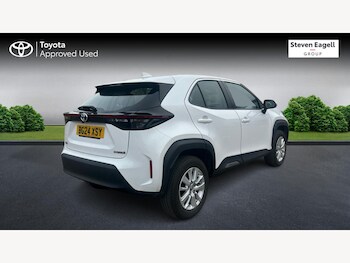 Used Toyota Yaris Cross 2024 for sale - 78405399: Photo