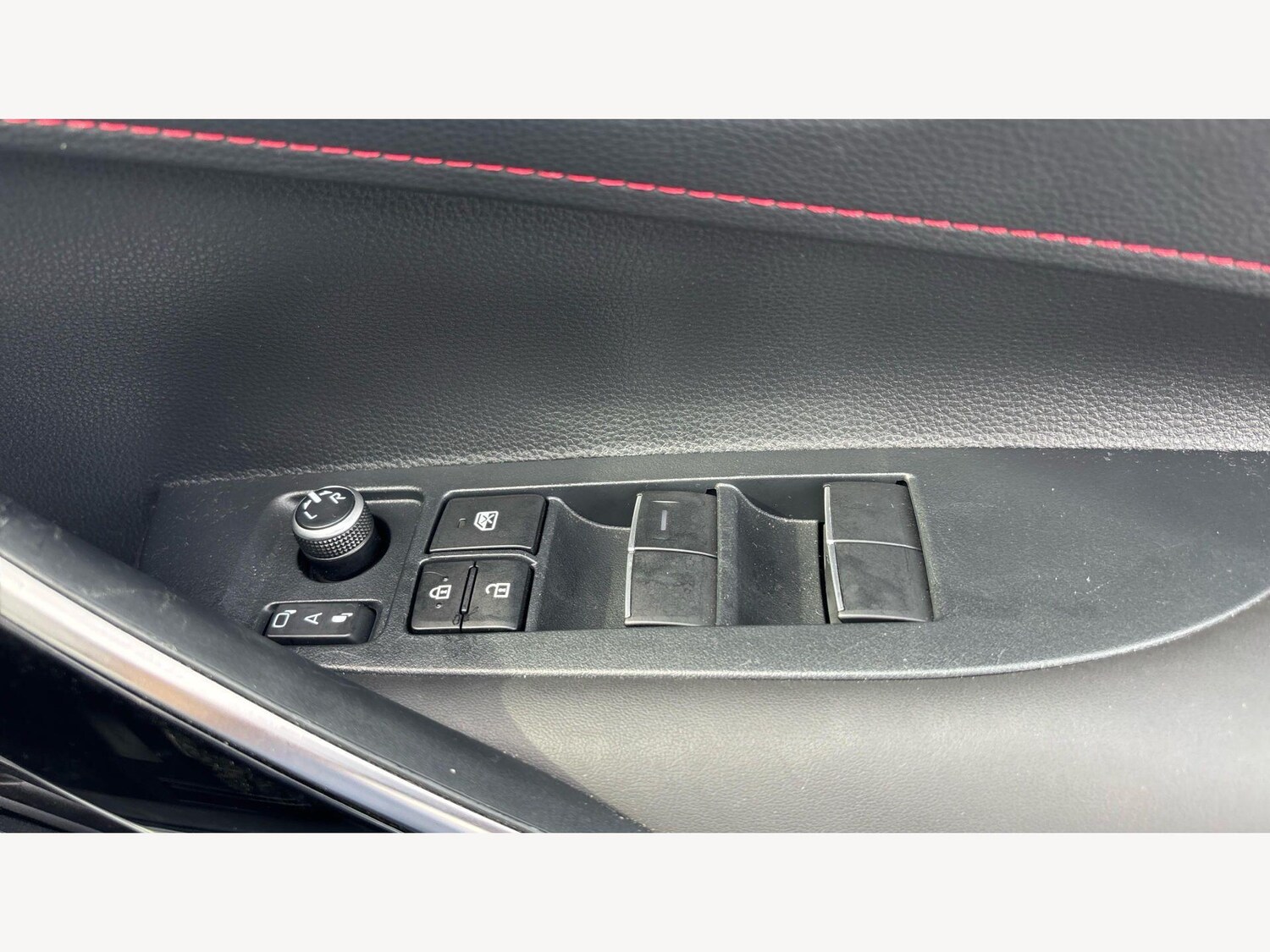 Used Toyota Corolla 2023 for sale - 77637368: Photo 28