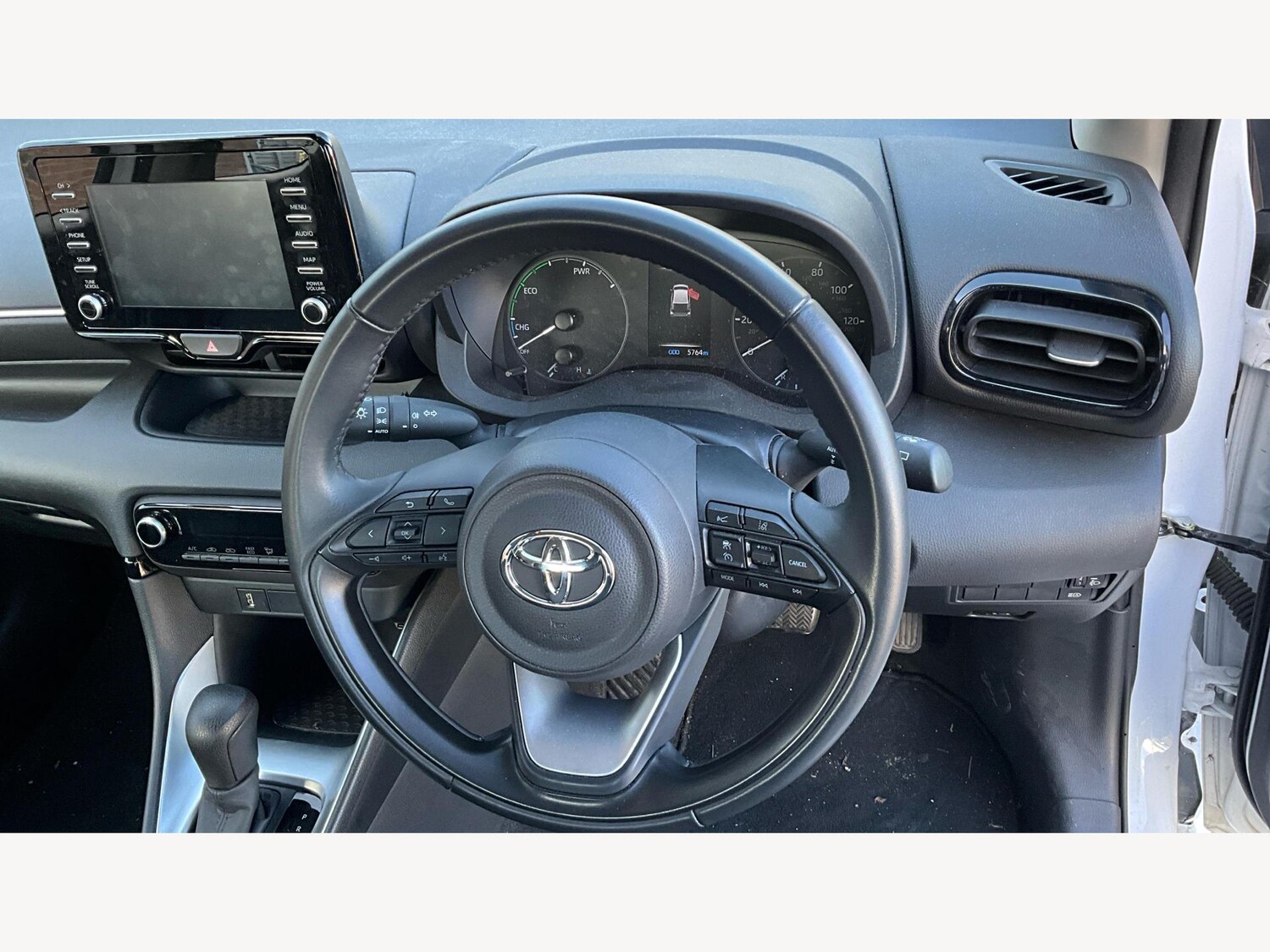 Used Toyota Yaris for sale - 77001141: Photo 10
