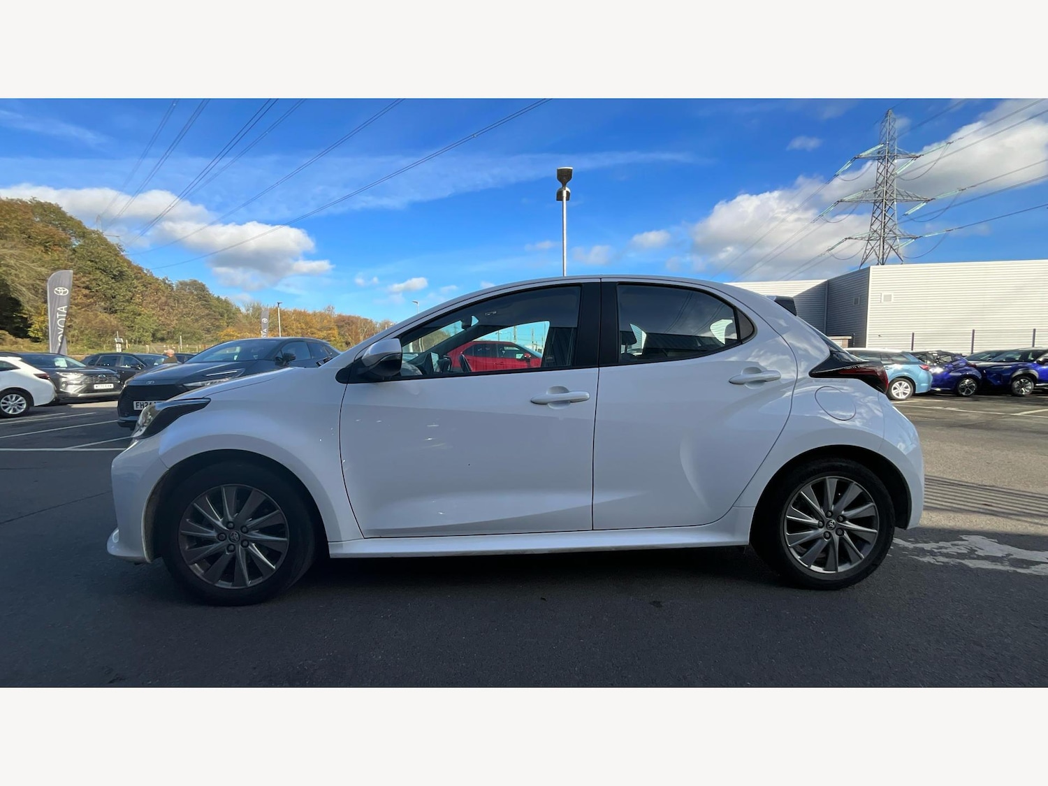 Used Toyota Yaris for sale - 77001141: Photo 19